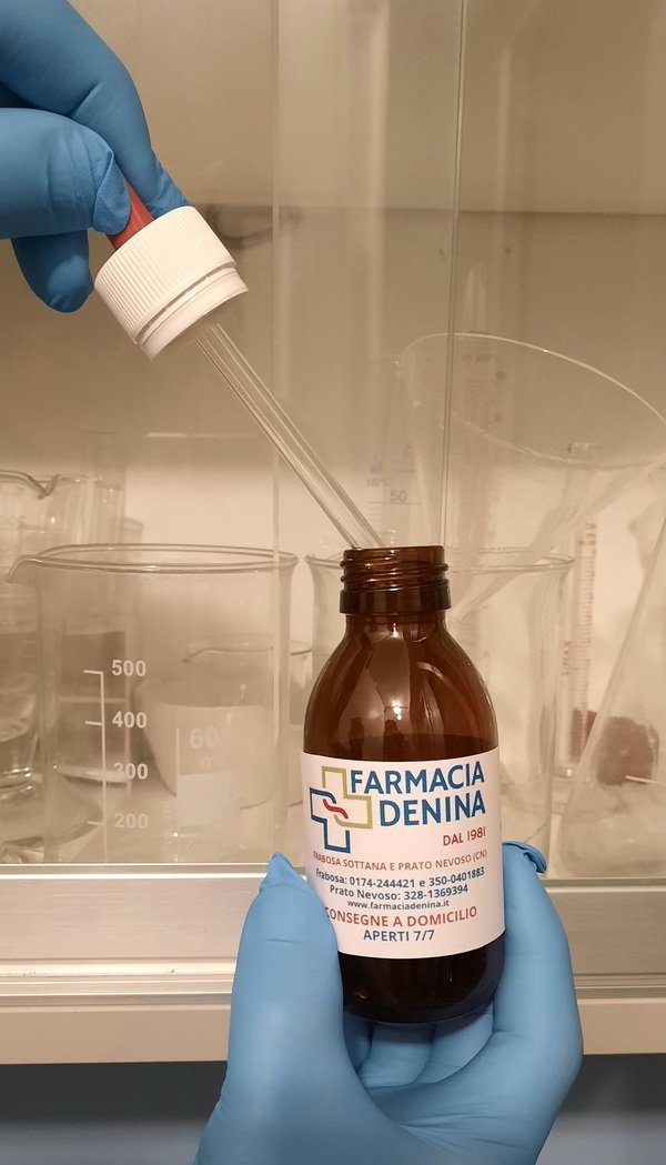 Laboratorio Galenico Farmacia Denina laboratorio galenico 2